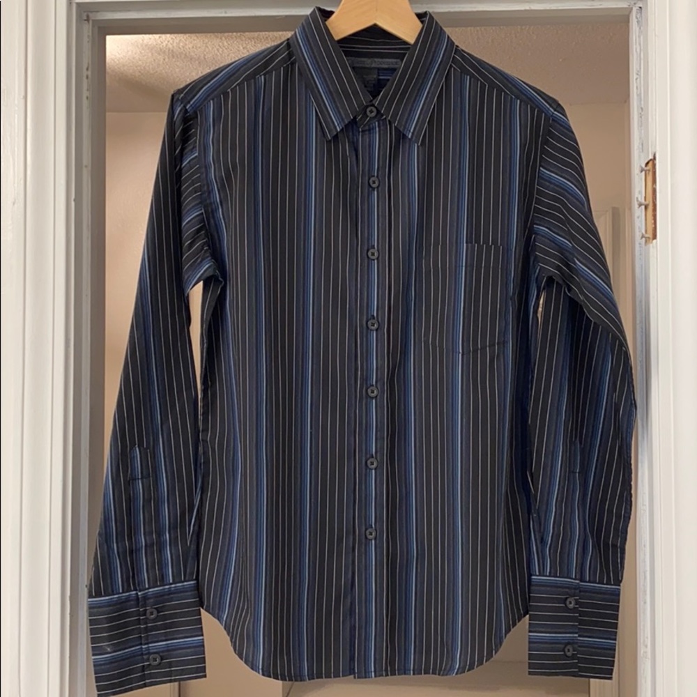 Men’s long sleeve button down shirt